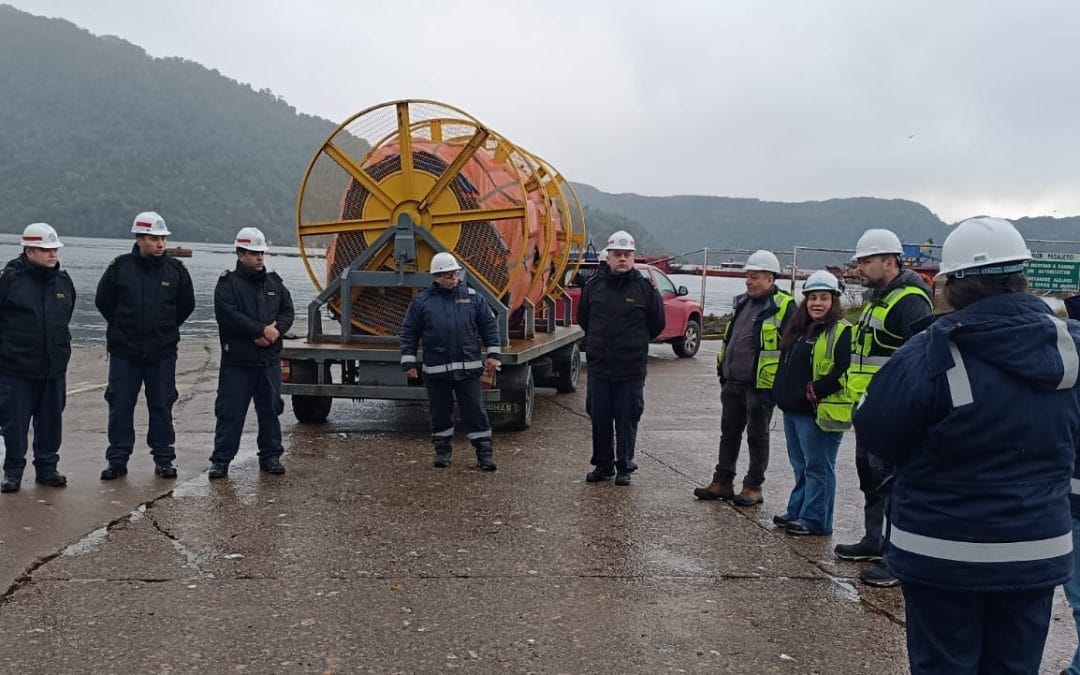 Comunidad Logística Portuaria de Puerto Chacabuco realizó simulacro de derrame de hidrocarburos en conjunto con la Armada